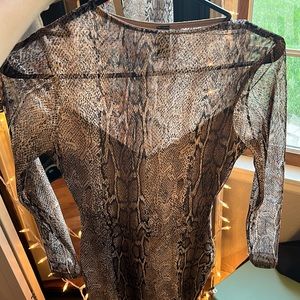 snake skin king sleeve dress/ top half is mesh